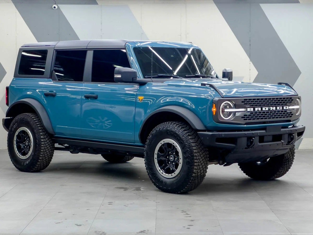 Ford, Bronco, 2022