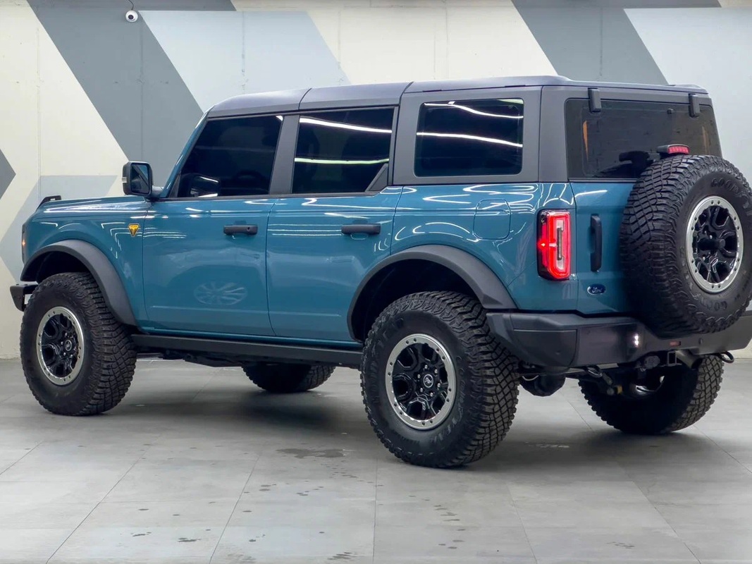 Ford, Bronco, 2022