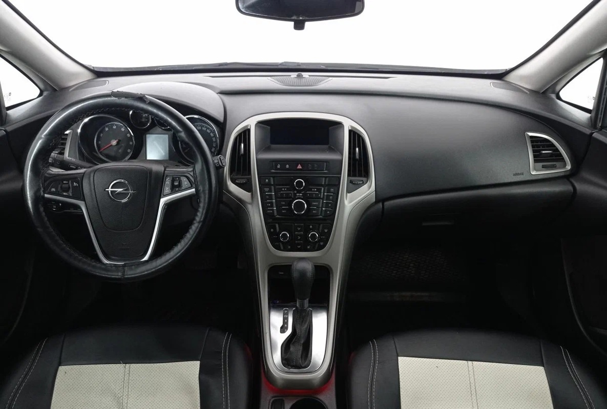 OPEL, 2023